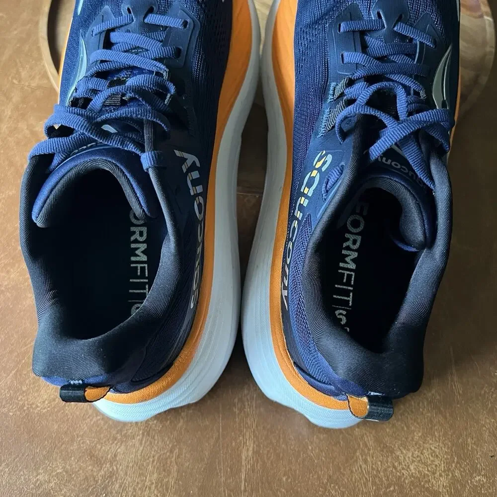 Saucony Hurricane 24 Max Cushion Stability Men's 8.5 Navy Running Shoes Sneakers